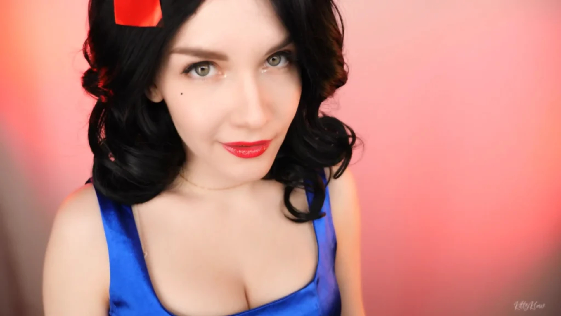 ASMR KittyKlaw Soft Erotic Kisses