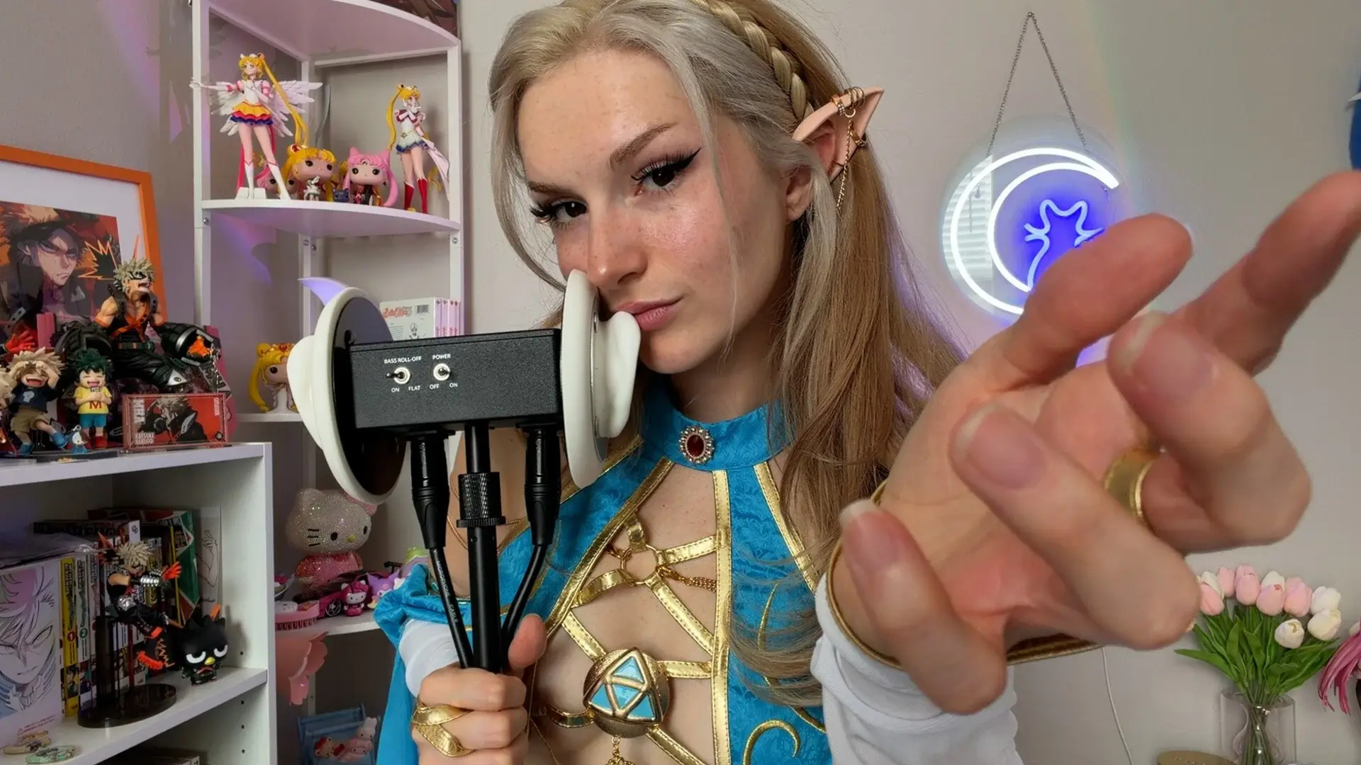 Busy B ASMR Zelda Ear Eating