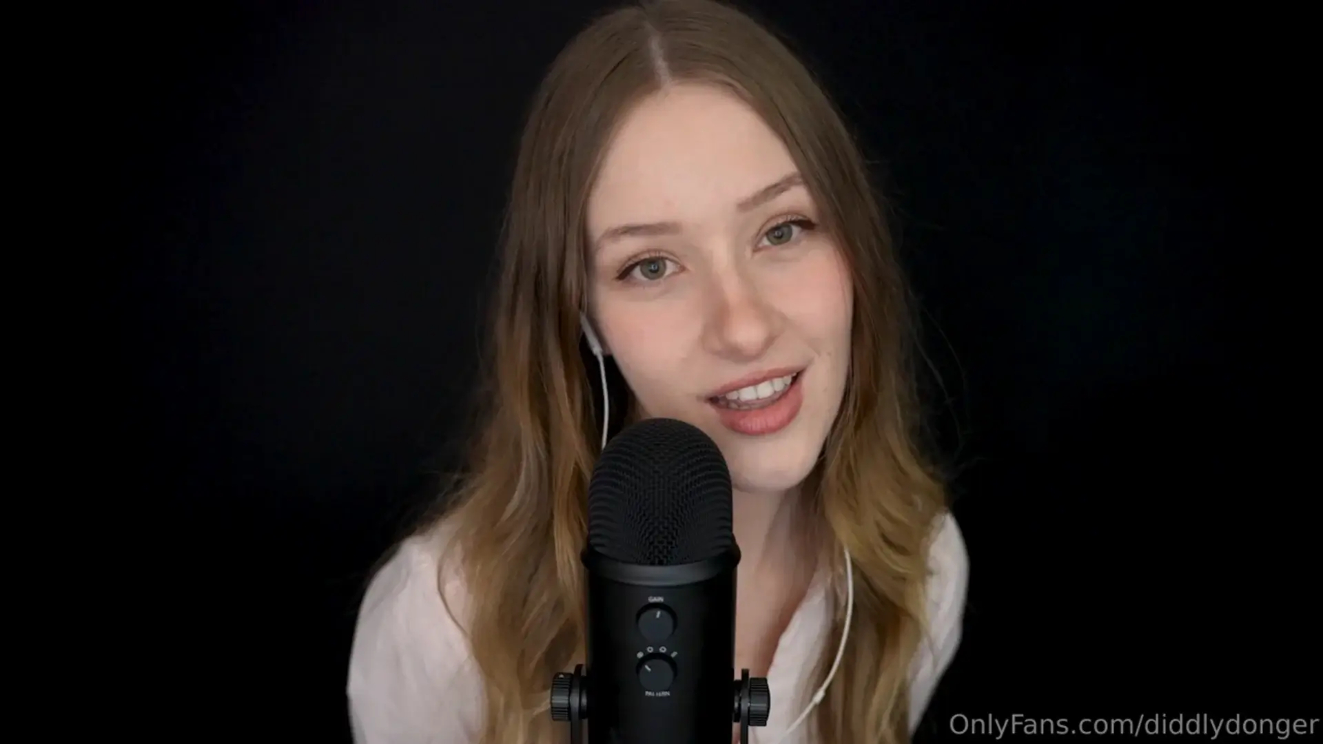 Diddly ASMR Look in My Eyes While You Cum OF