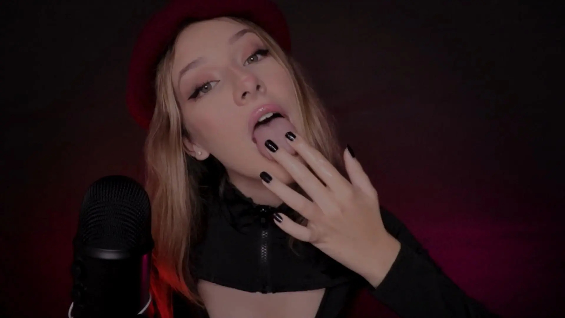 Diddly ASMR Spit Painting You