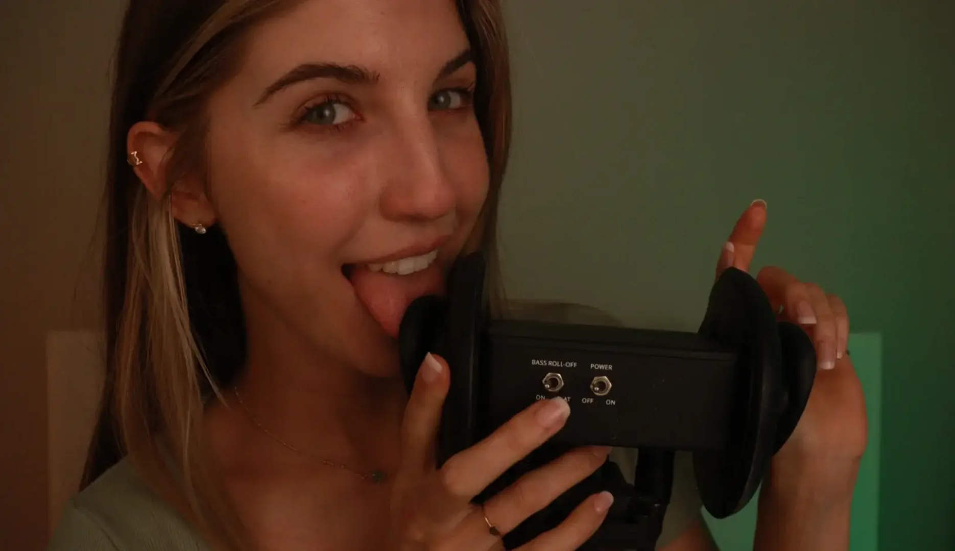 FrivolousFox ASMR Slow & Fast Gentle & Intense Ear Eating