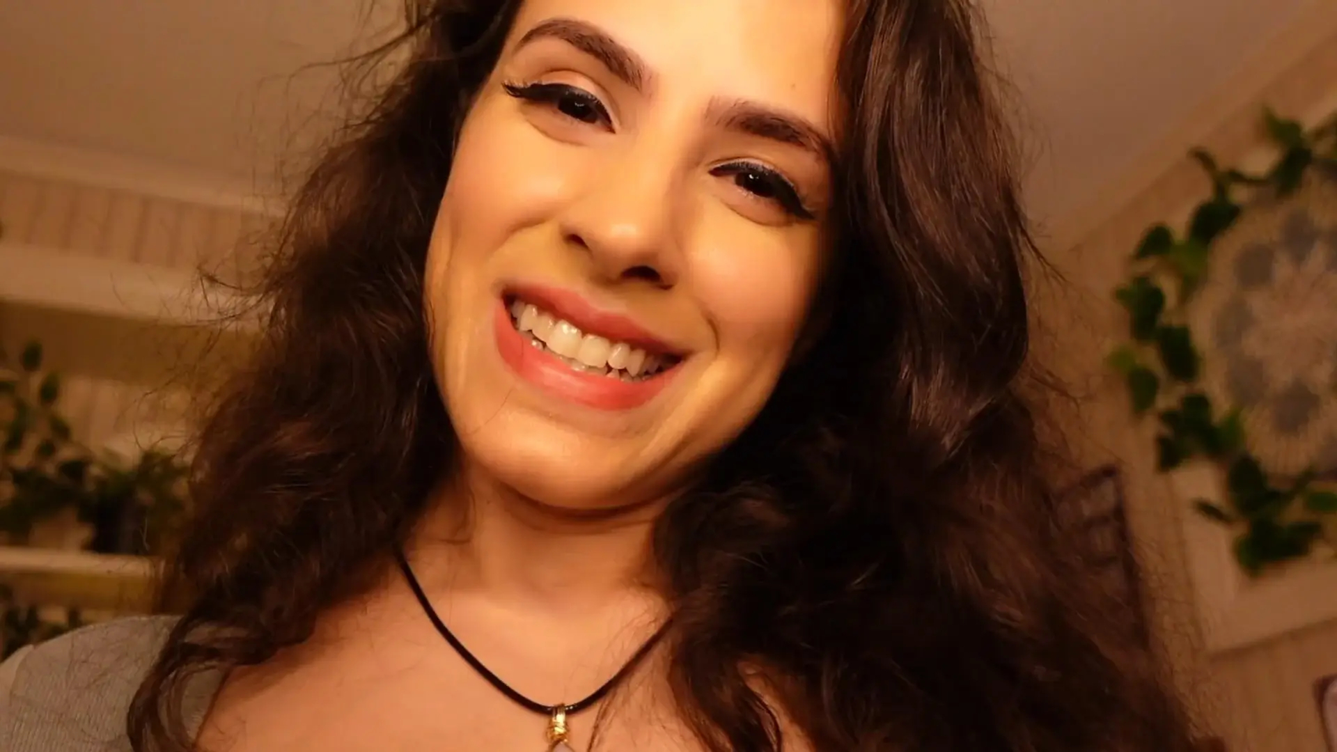 Irma ASMR Jerkin Blackout Barber Confession