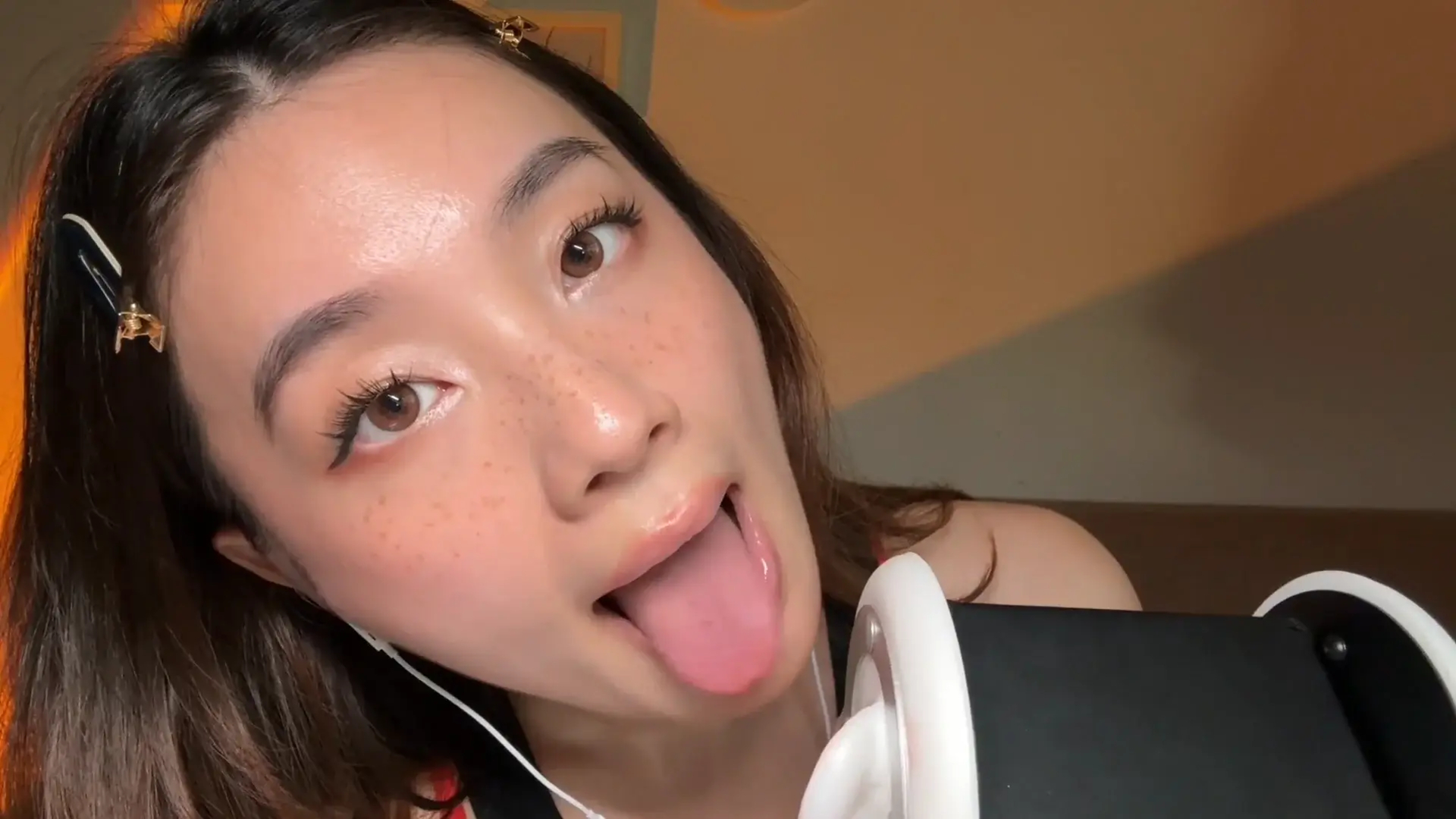 Lin ASMR Ear Licking That You Will Absolutely Love