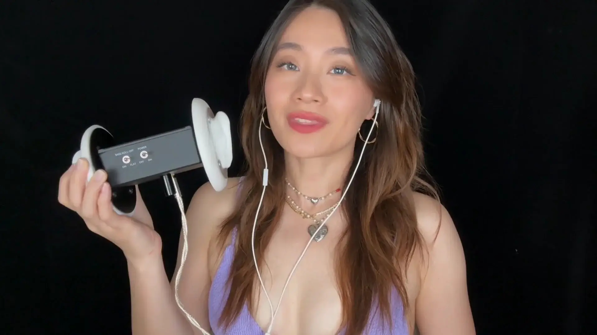 Lin ASMR Insanely Good Ear Licking