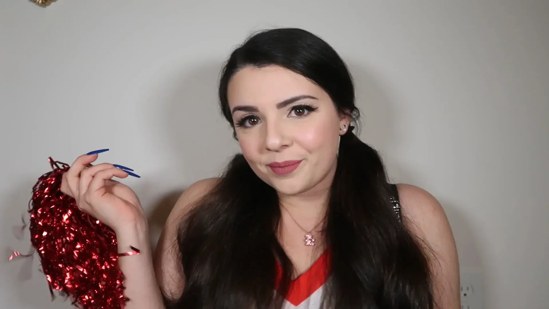 NicholeASMR Cheerleader Cheats on Jock With Nerds