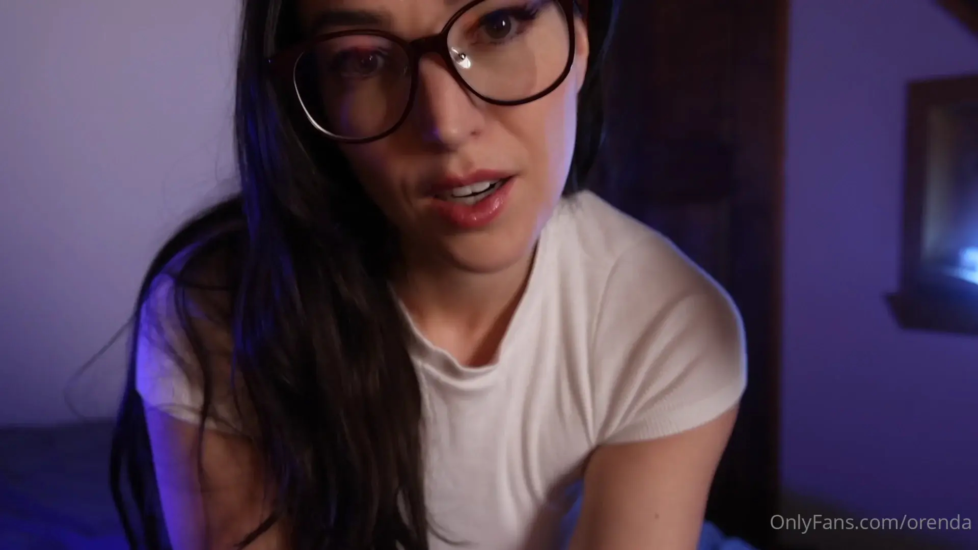 Orenda ASMR Gamer Girlfriend RP