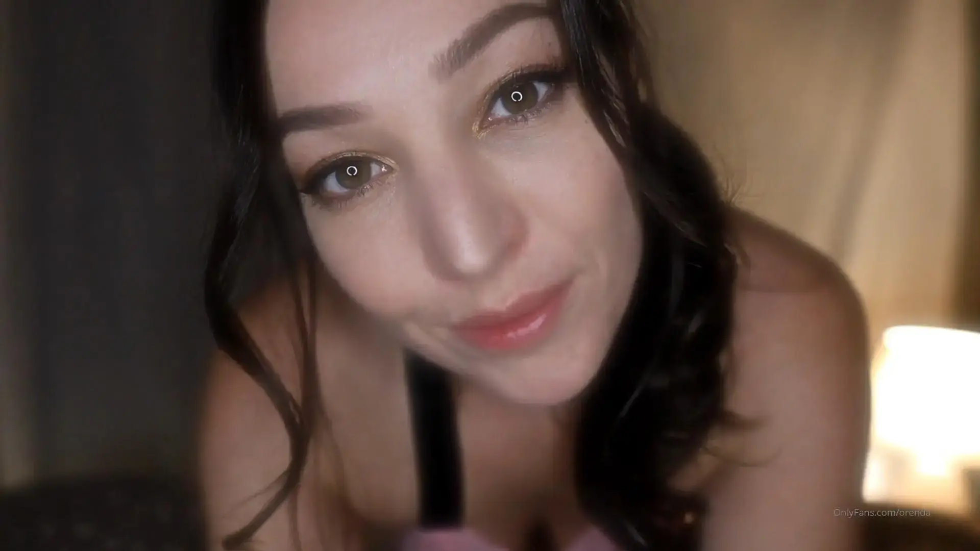 Orenda ASMR Girlfriend doesn’t want you to sleep (RP)