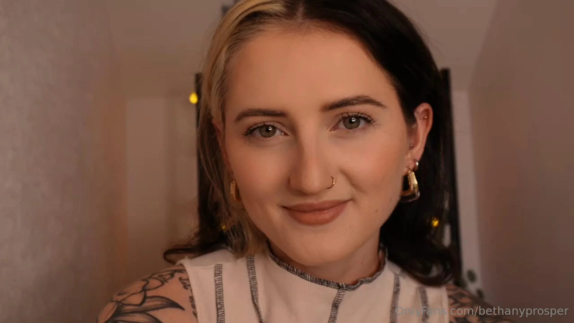 Prosper ASMR Can You Please Shut Up And Kiss Me