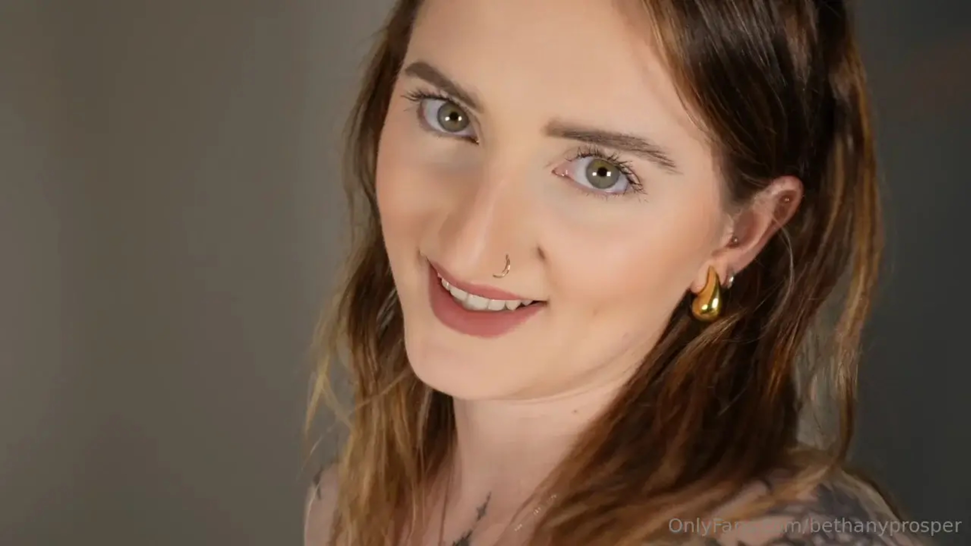 Prosper ASMR Get naked With Me & Grab the Lotion OF