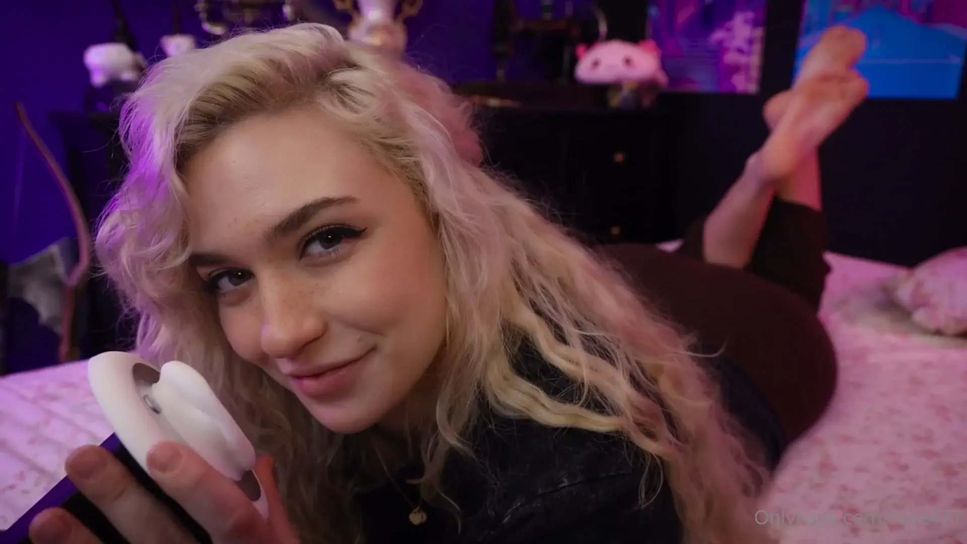 Rose ASMR Flirty Girlfriend