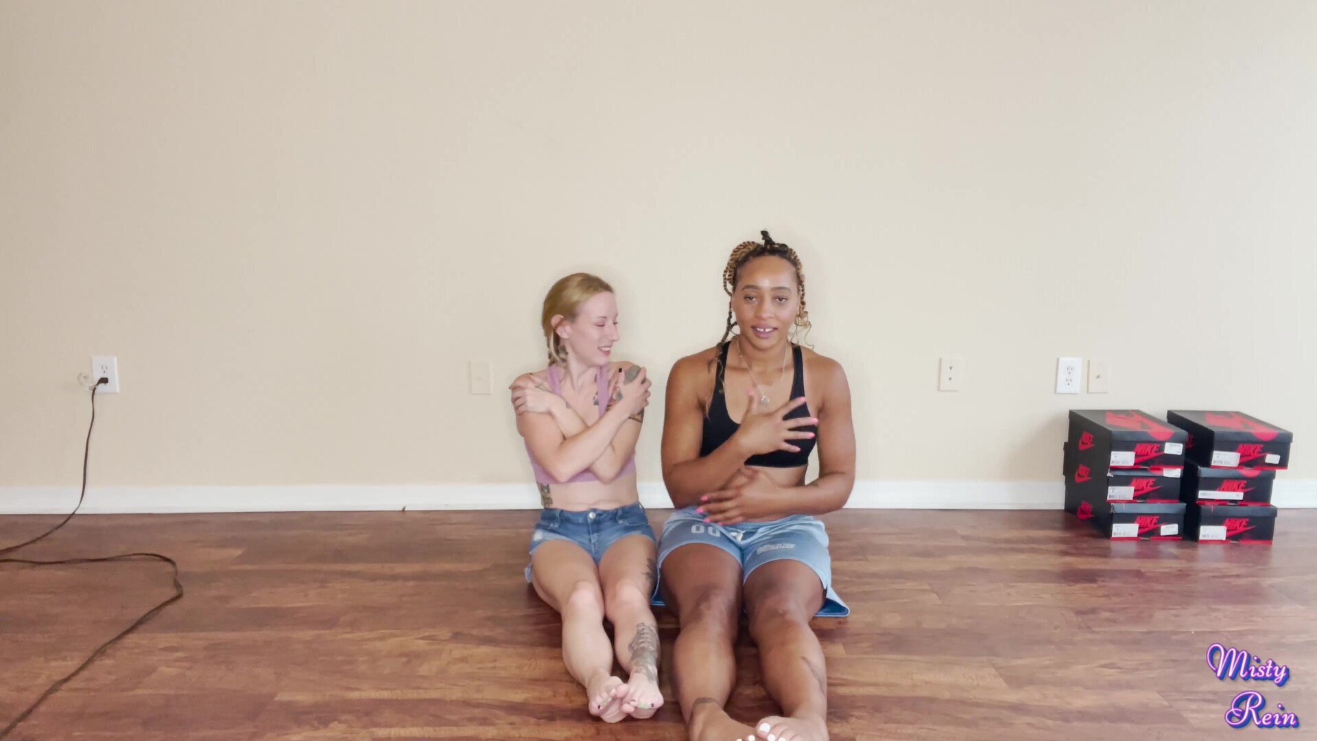 themistyrein - Misty and Kendra Compare Size - ManyVids - blonde - pov - tattoo - natural tits - big dick - blowjob