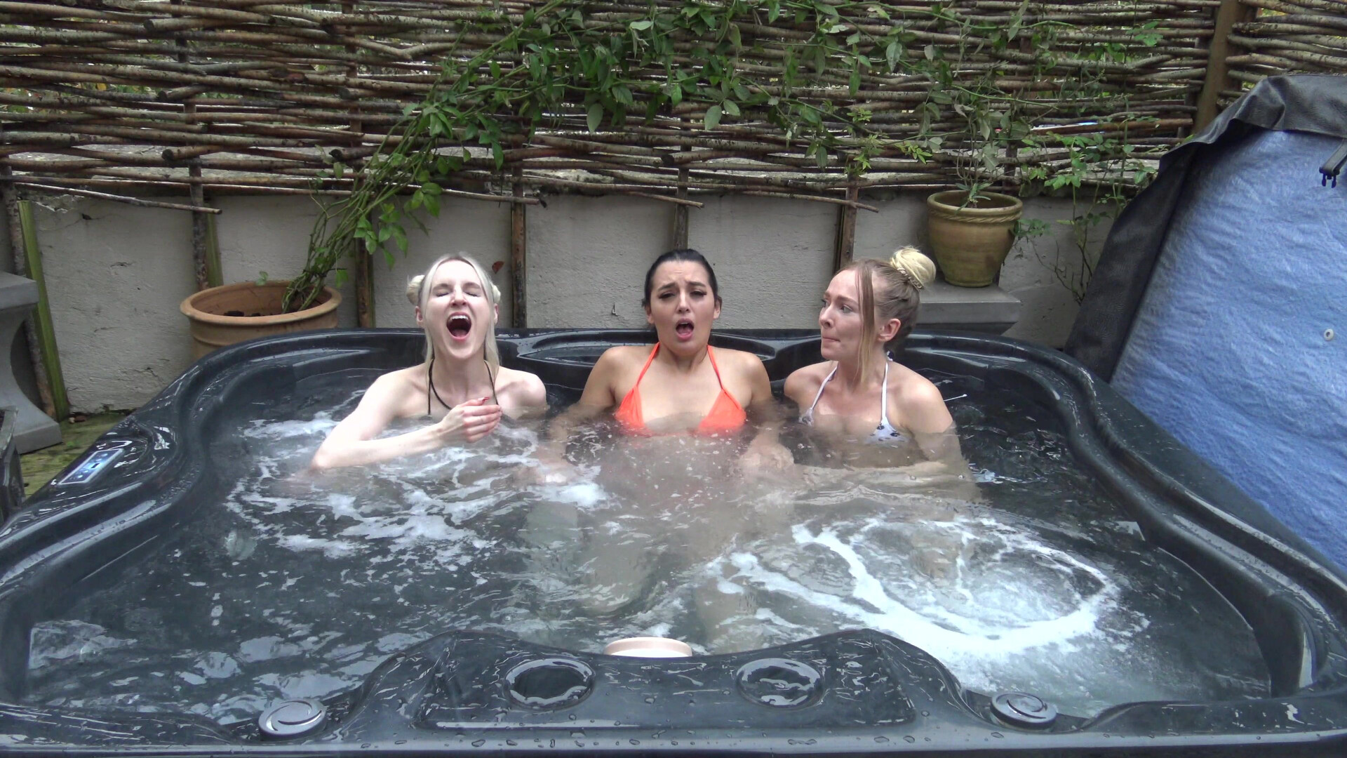 Brea Rose - Spa Day Fun With Summer Fox & Sofie Skye - ManyVids - blonde - big tits - dirty talk - fake tits - virtualsex - milf - pov - solo