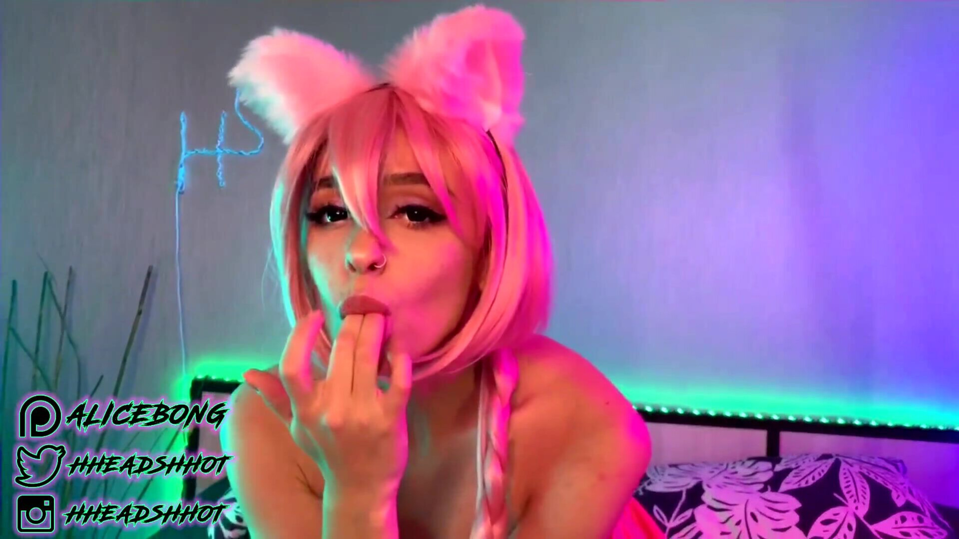 AliceBong - Wet Fingers - ManyVids - teen - natural tits - pov - dirty talk - cosplay - stepdad