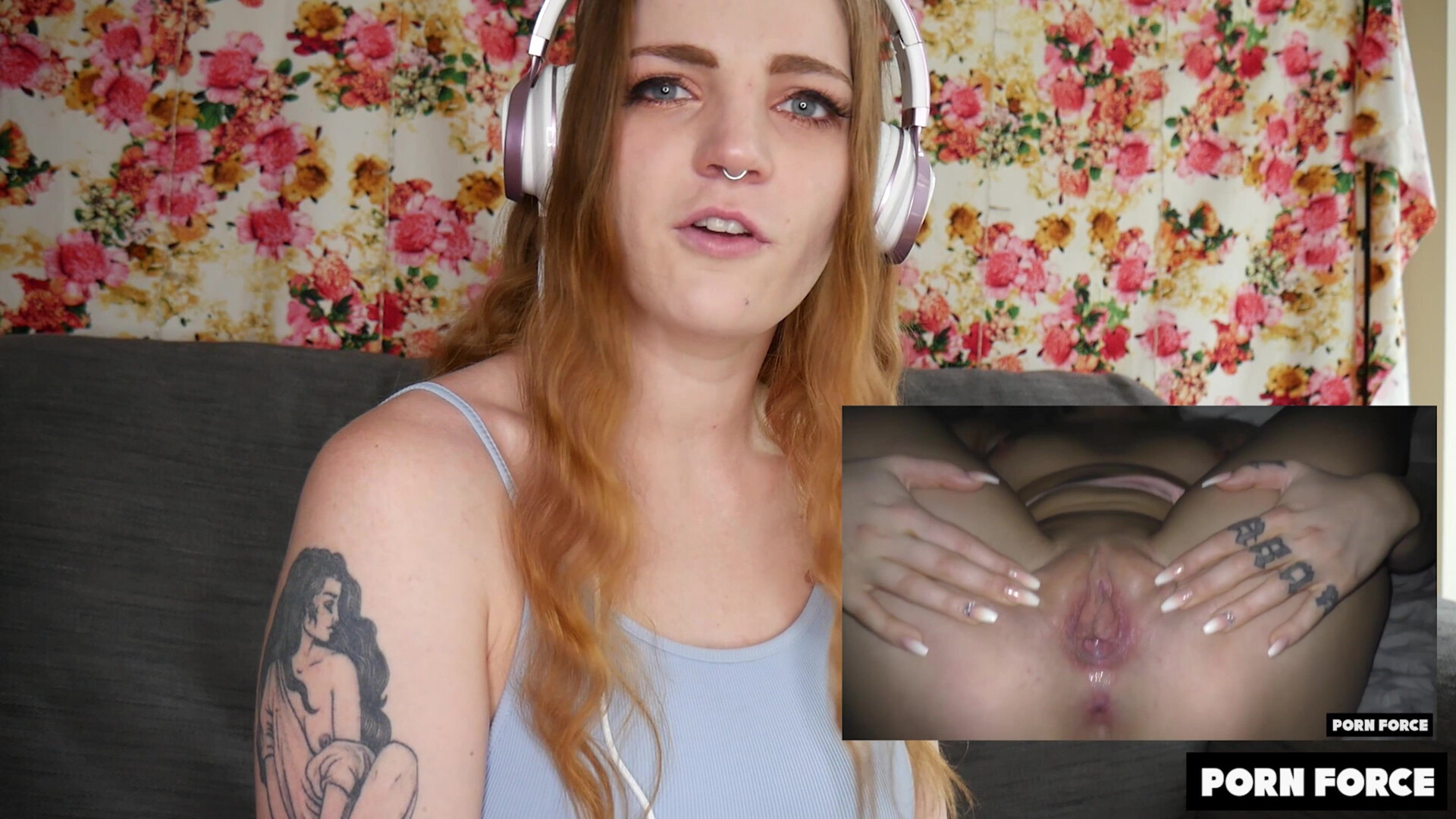 Emily Mayers & Marilyn Sugar - Carly Rae Summers Reacts to BLEACHED RAW - HOT - PornForce - PornForce - pov - blowjob - big dick - deepthroat - amateur - blonde - brunette - redhead