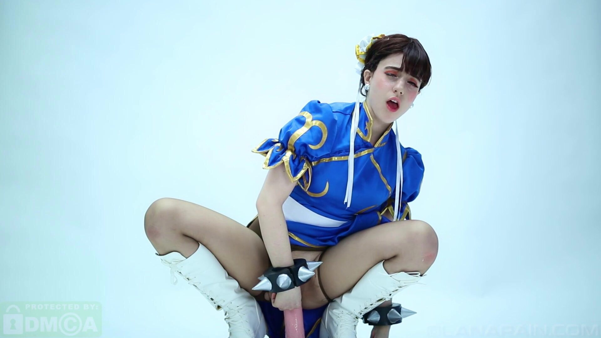 Lana Rain - Chun Li Finds Her Real Father - ManyVids - stepdad - cosplay - big tits - teen - fake tits - pov - dirty talk
