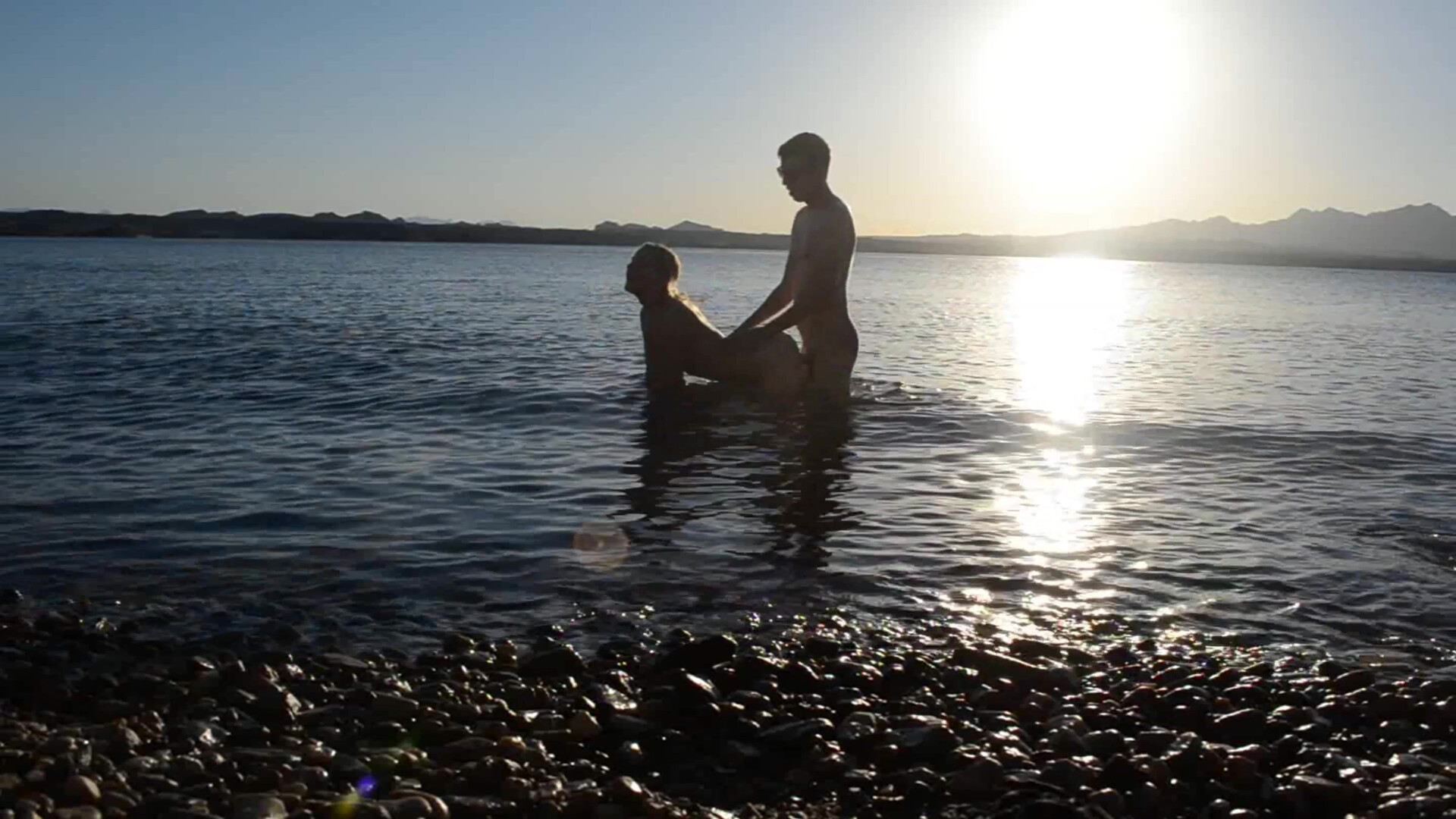 Mya Ryker - Fucking On The Beach And In The Water - ManyVids - outdoor - milf - blonde - pov - big tits