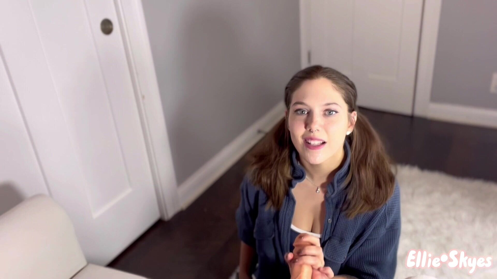 Ellie Skyes - Dad's Pervy Friend - ManyVids - stepdad - pov - dirty talk - solo - virtualsex - teen - brunette - natural tits