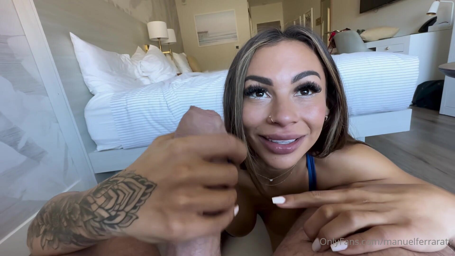 Manuel Ferrara vs. Essie GotBack - OnlyFans - blowjob - big dick - deepthroat - pov
