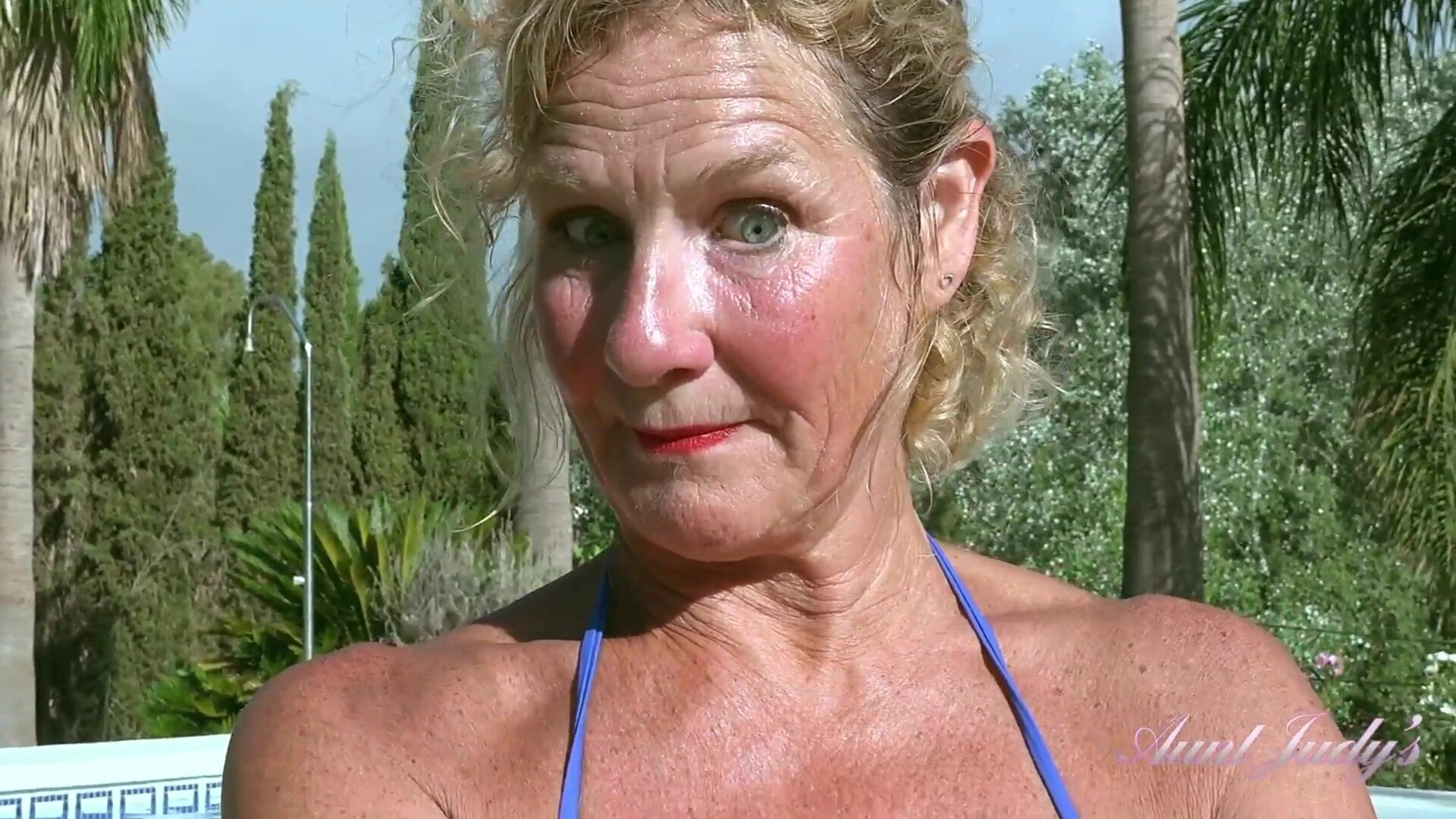 Molly - POV Mature MILF Molly Takes Up Pool Girl Duties And Sweetens The Deal - AuntJudys - AuntJudys - big tits - big ass - pov - milf - tits - blonde - pussy - masturbation - outdoor