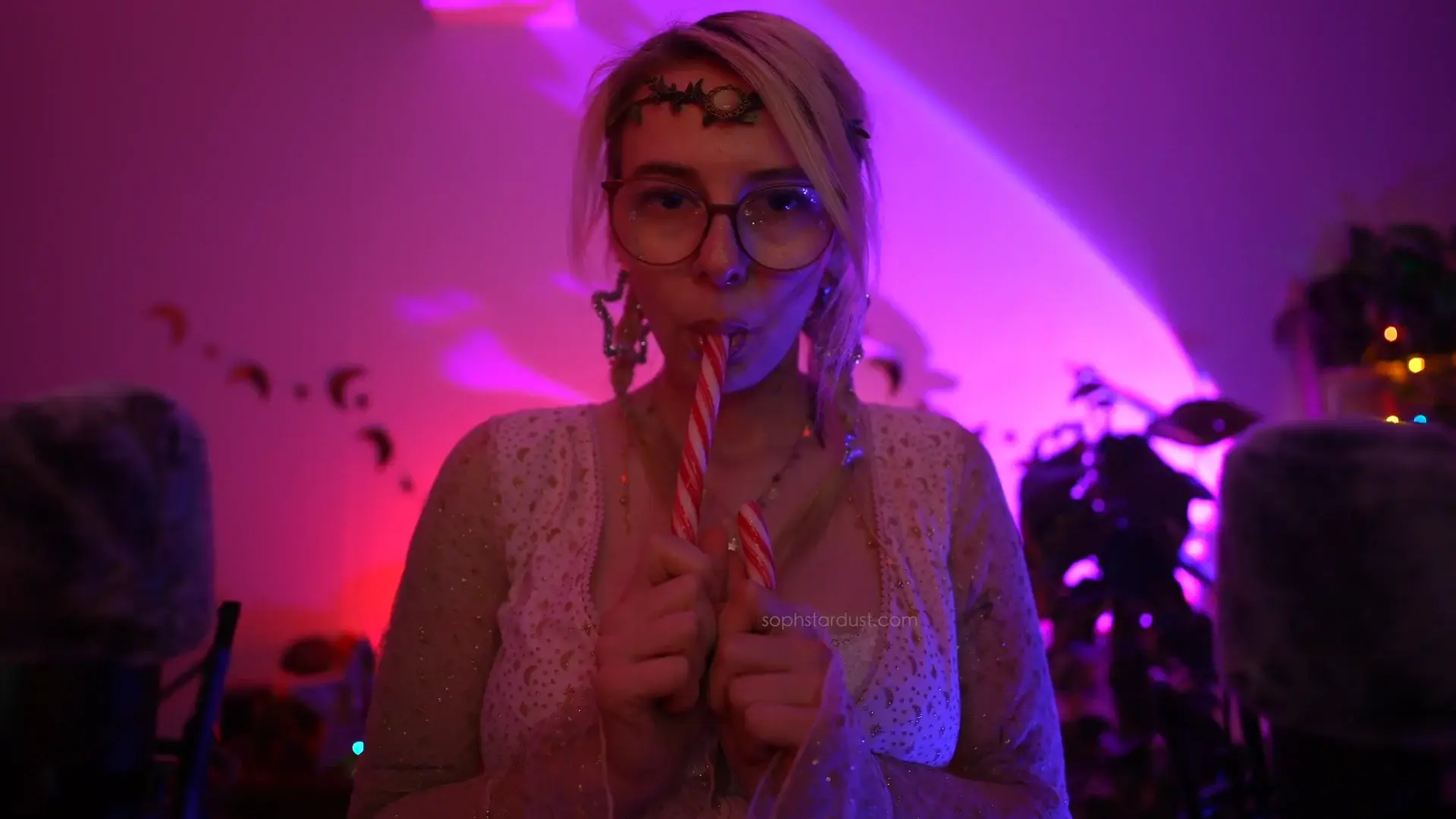 Soph Stardust ASMR Candy Cane Licking & Bra Scratching