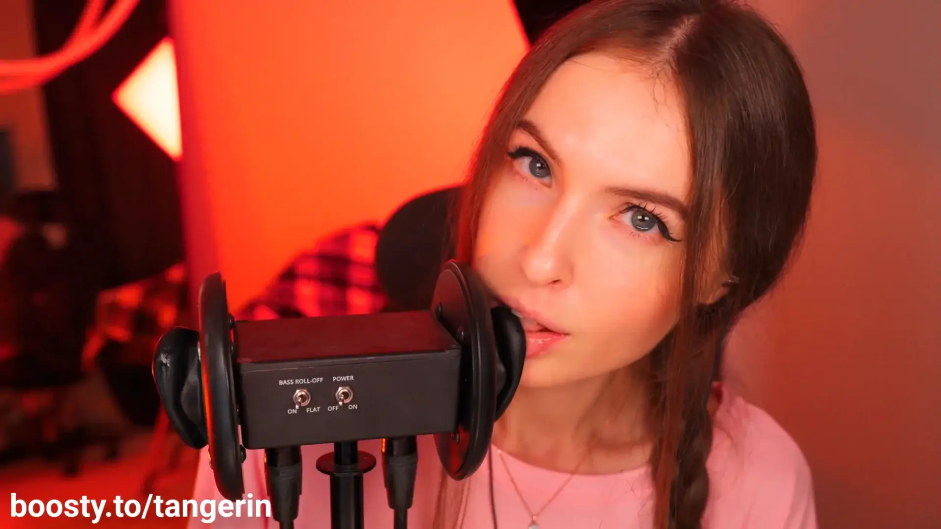 Tangerin ASMR Eye Contact Aggressive & Slow Ear Licking Boosty