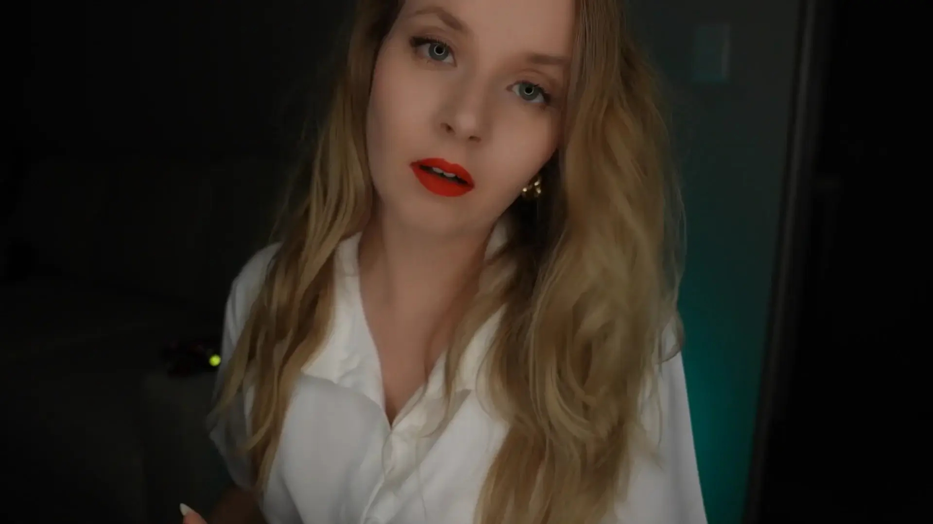 Valeriya ASMR Kisses & Kind Words for You