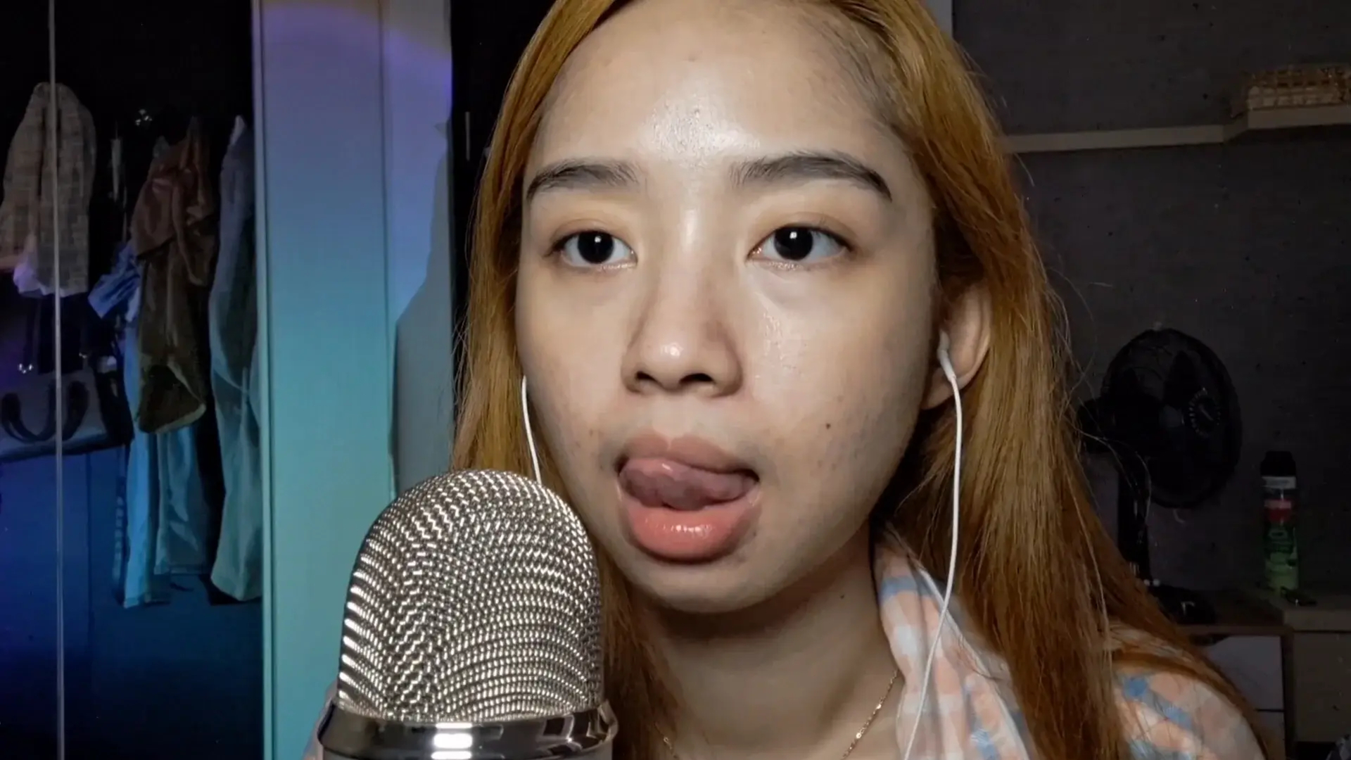 ZOZO ASMR Fast & Aggressive Triggers