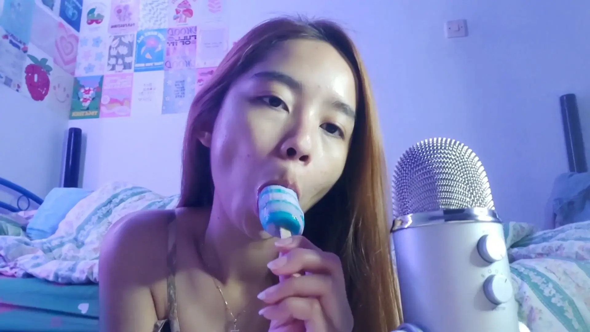 ZOZO ASMR Popsicle Eating and Slurping