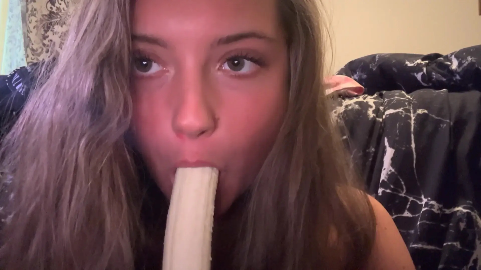 haley’s ASMR Banana Sucking