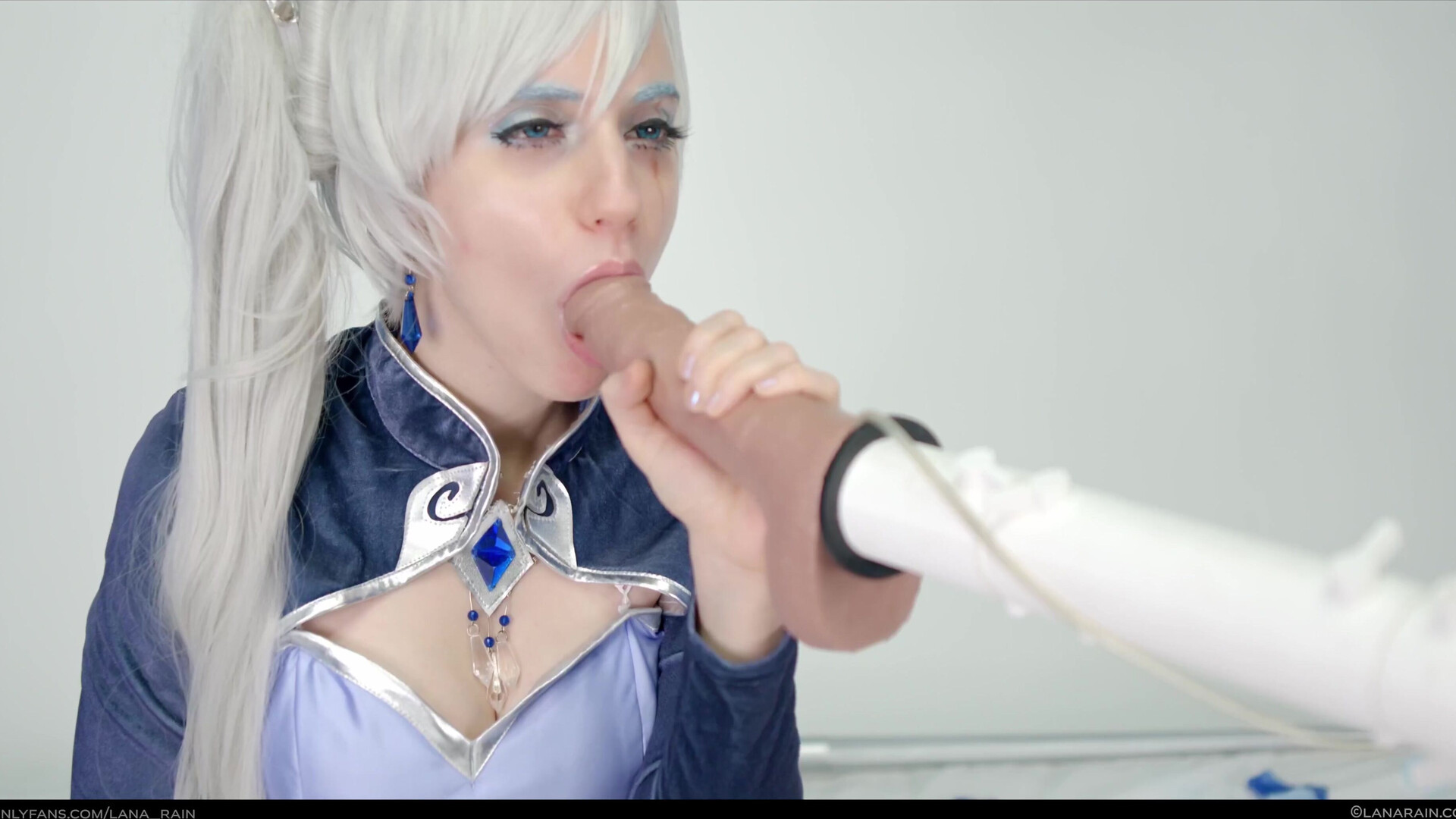 Lana Rain - RWBY Choose Your Own Girl Part 1 - ManyVids - pov - blonde - teen - big tits - virtualsex - cosplay - dirty talk