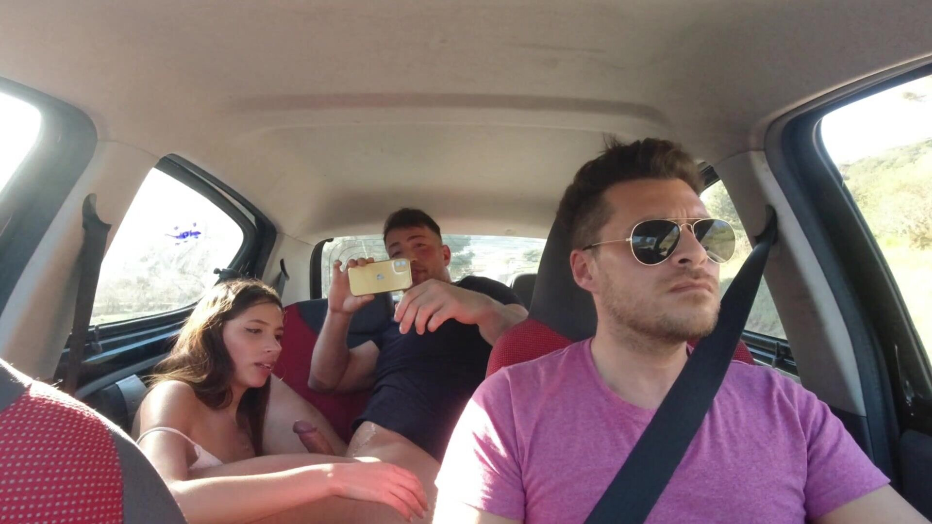 Maximo Garcia - Having sex with pretty latina on the car - ManyVids - latina - big dick - blowjob - deepthroat - pov - teen
