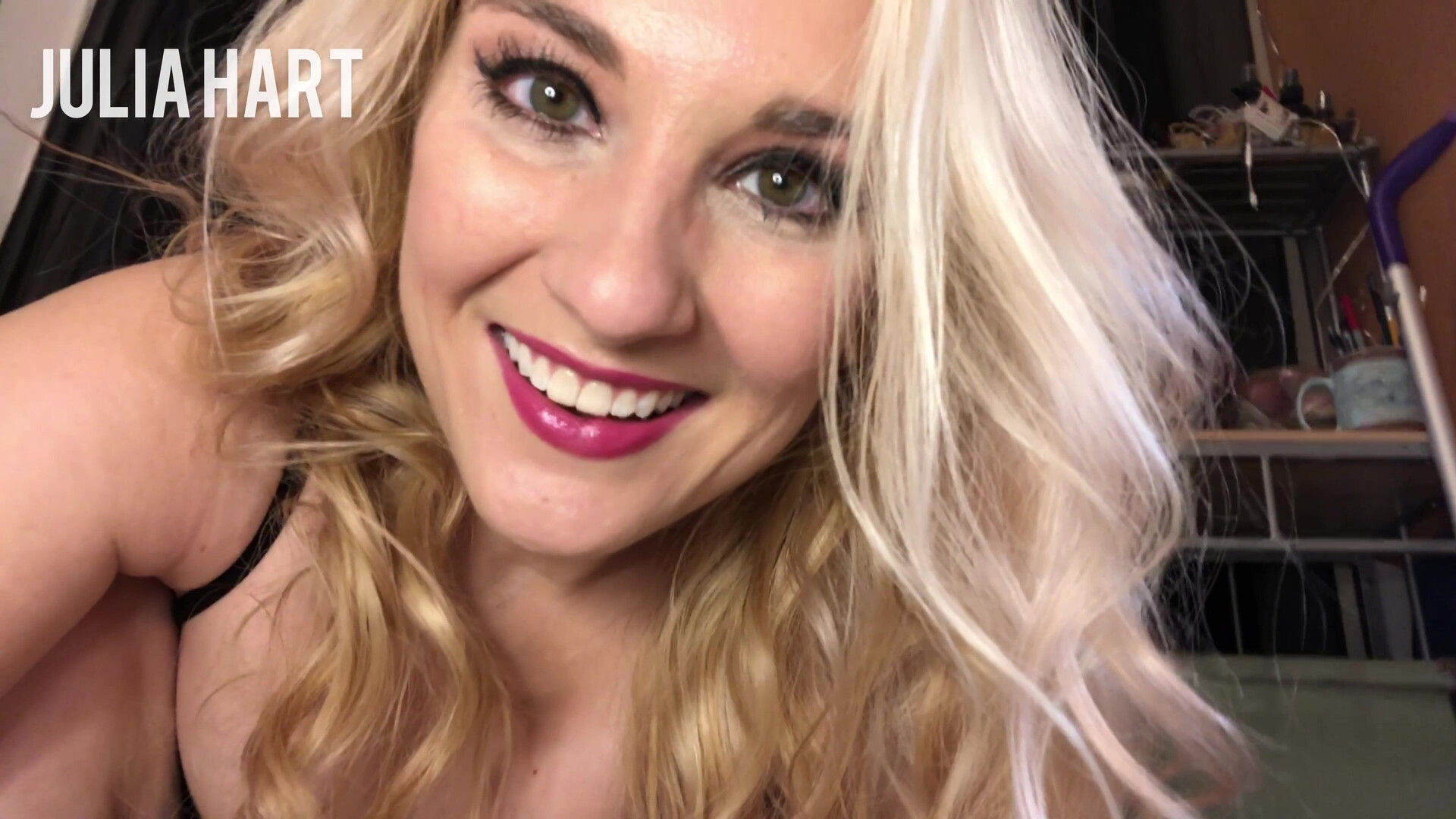 Julia Robbie - GIANTESS PLAYS WITH YOU - ManyVids - blonde - milf - solo - dirty talk - pov - fetish - big tits