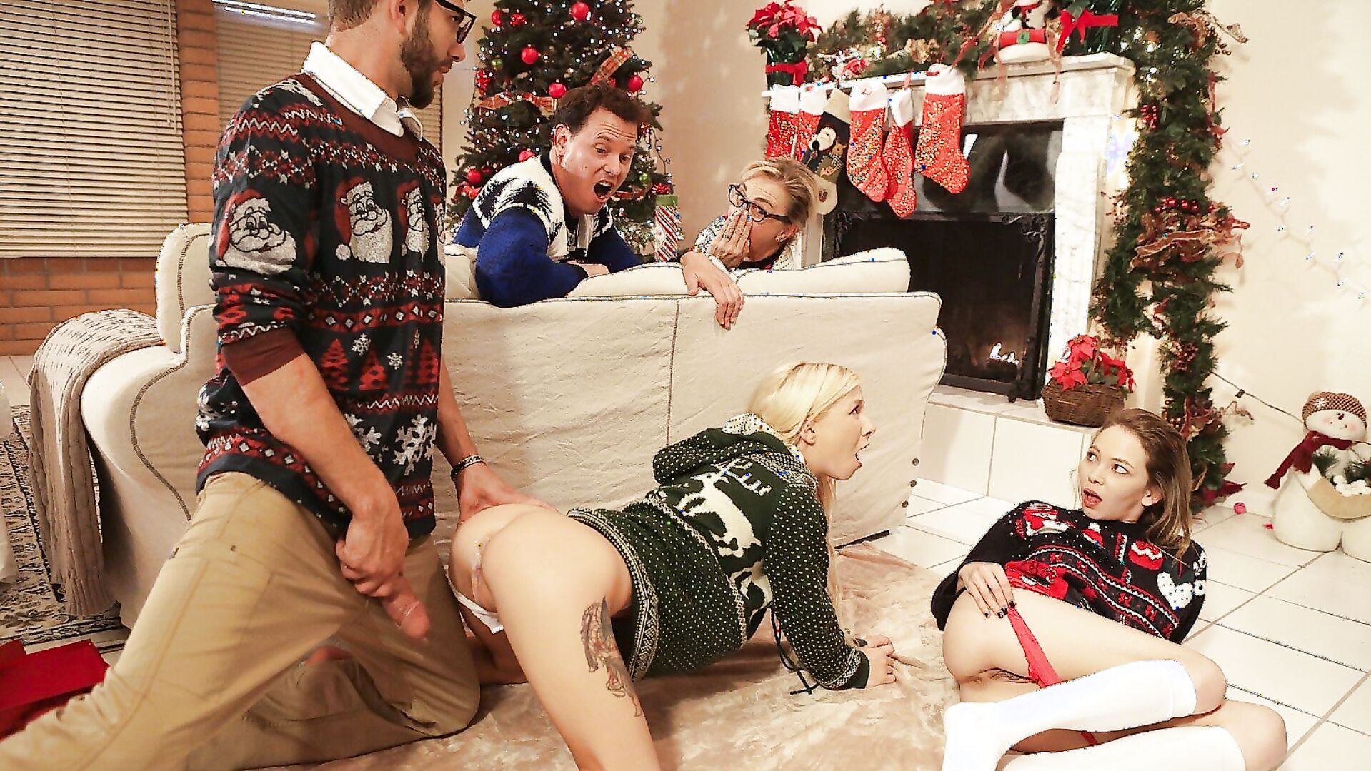 Angel Smalls and Kenzie Reeves - Christmas Family Sex - MyFamilyPies - MyFamilyPies - big dick - blonde - blowjob - creampie - pussy - masturbation - pov - stepsister - stepmother