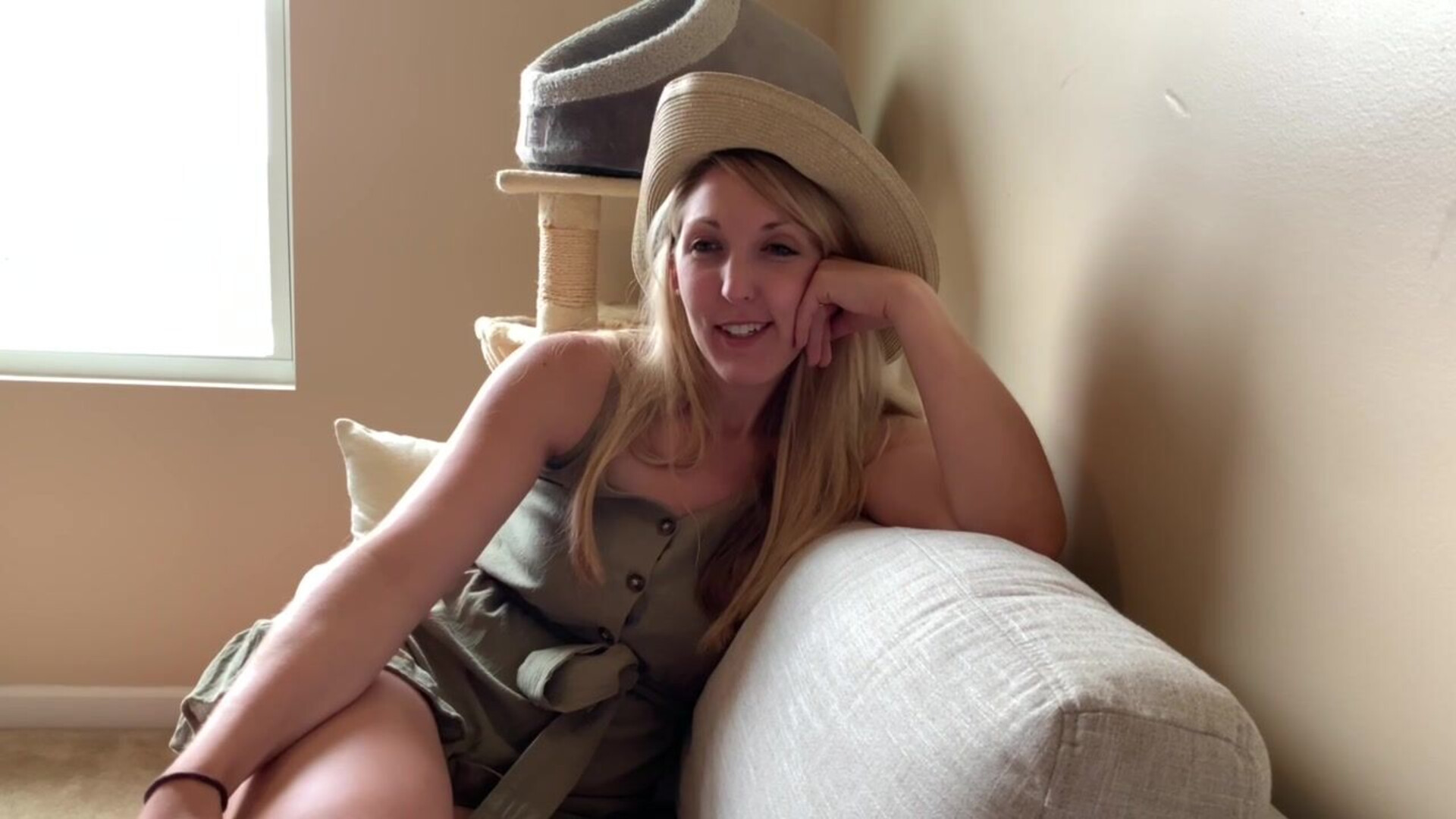 ErikaSwingz - Detailing My Favorite Sexual Encounter - ManyVids - blonde - milf - big tits - natural tits - pov - blowjob
