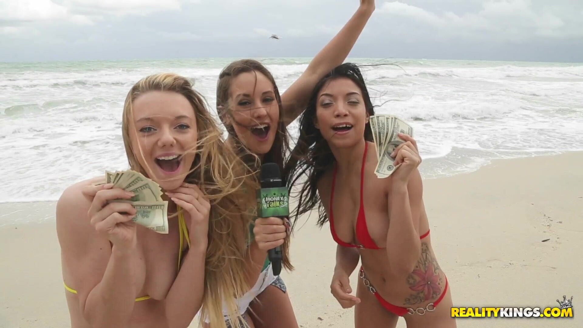 Dylan Daniels and Zaya Cassidy - Shake Something - MoneyTalks - MoneyTalks - outdoor - public - blowjob - teen - brunette - facial - latina - pussy - tits