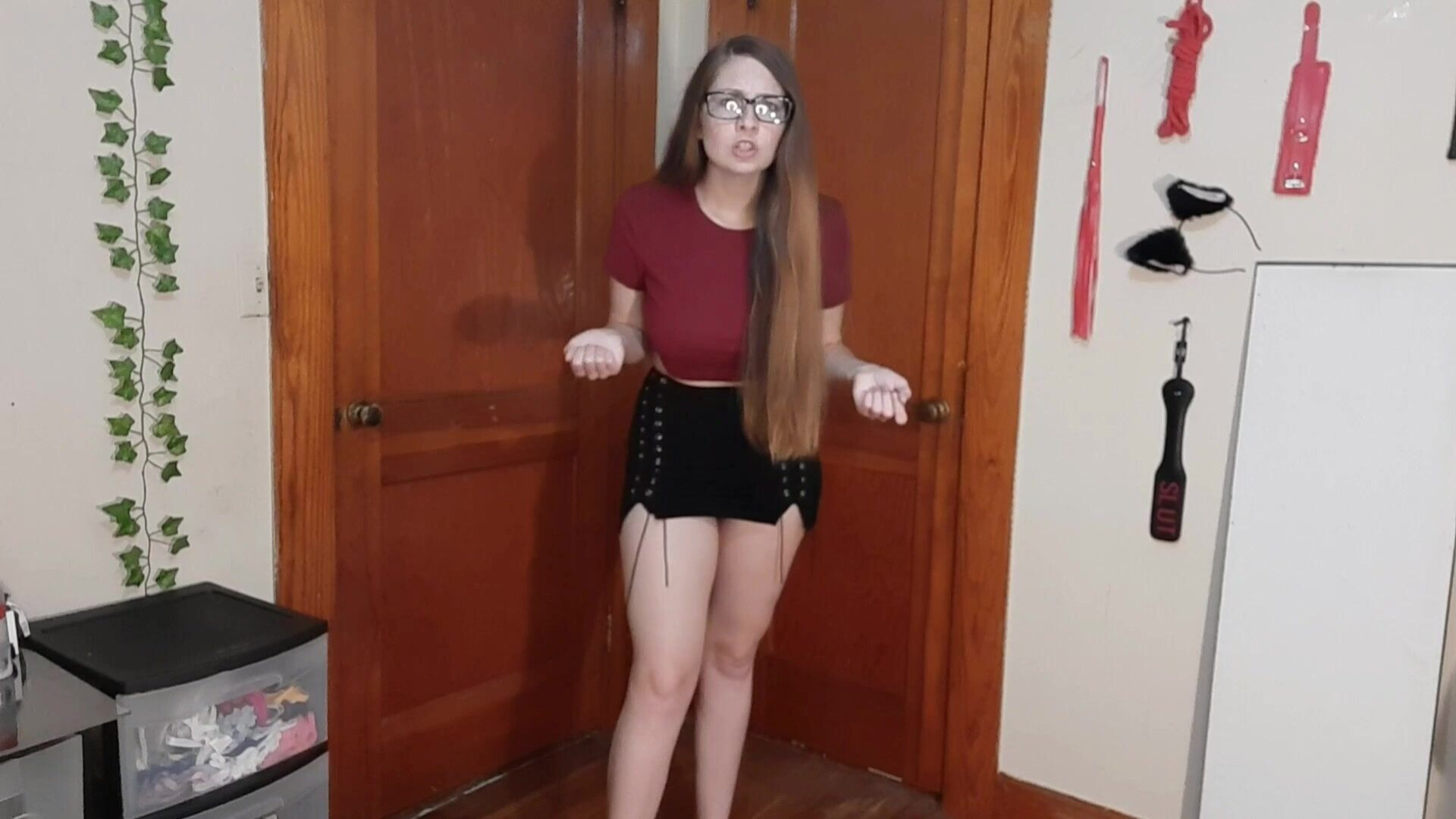 Nicole Nabors - Answering Your Questions Asshole - ManyVids - solo - teen - natural tits - big tits - virtualsex - dirty talk
