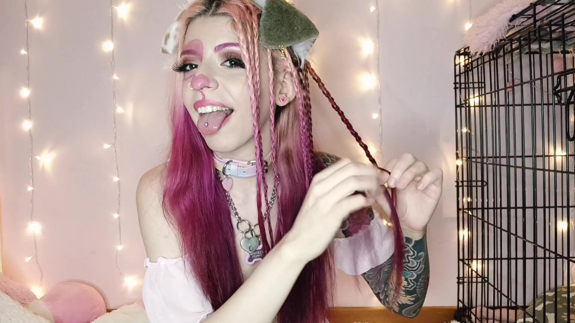 PuppyGirlfriend - Puppygirl Hair Fetish And Fingering - ManyVids - fetish - teen - pov - tattoo - dirty talk - nylon - high heels
