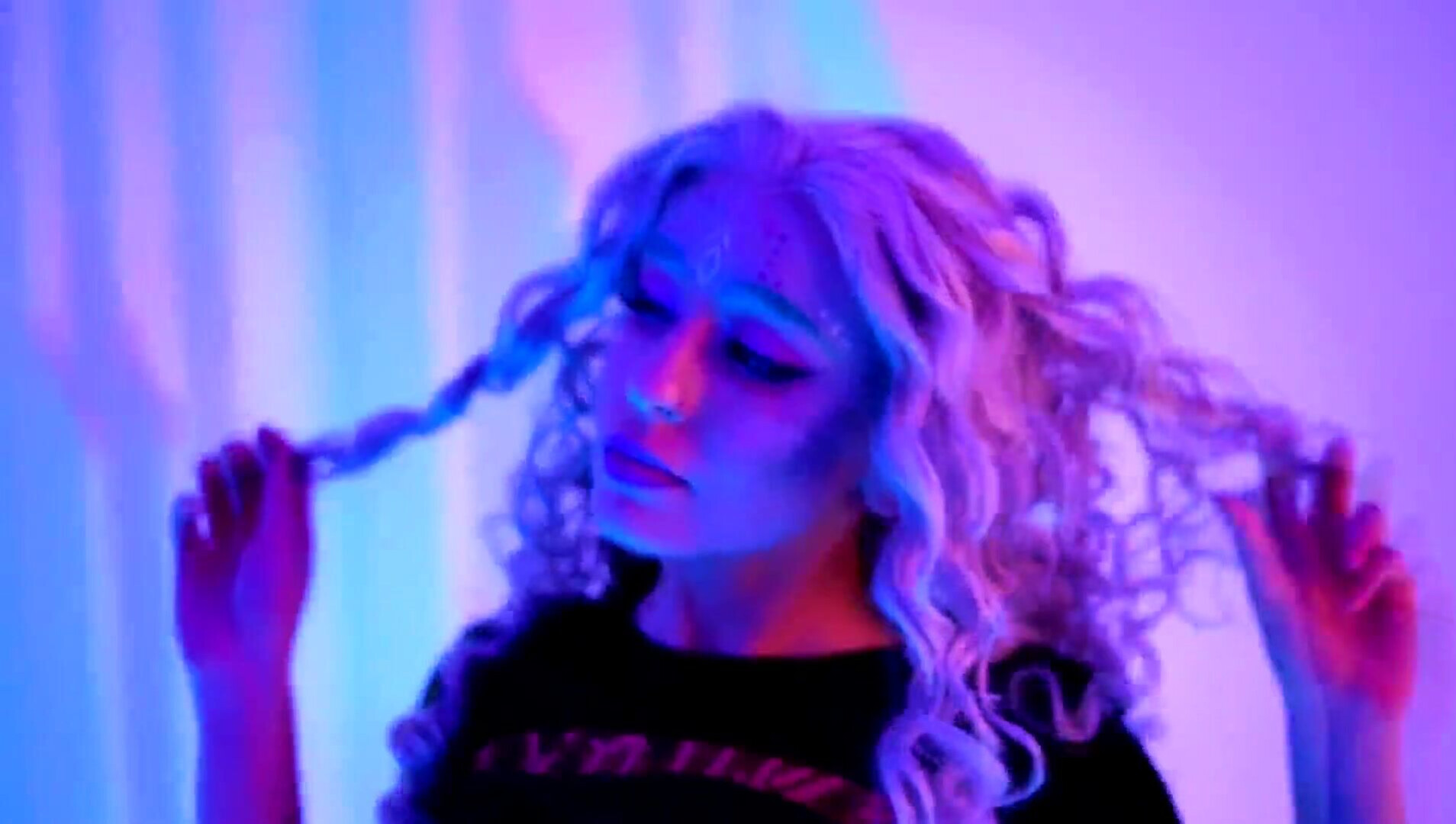 AliceBong - Neon - ManyVids - teen - natural tits - pov - dirty talk - cosplay