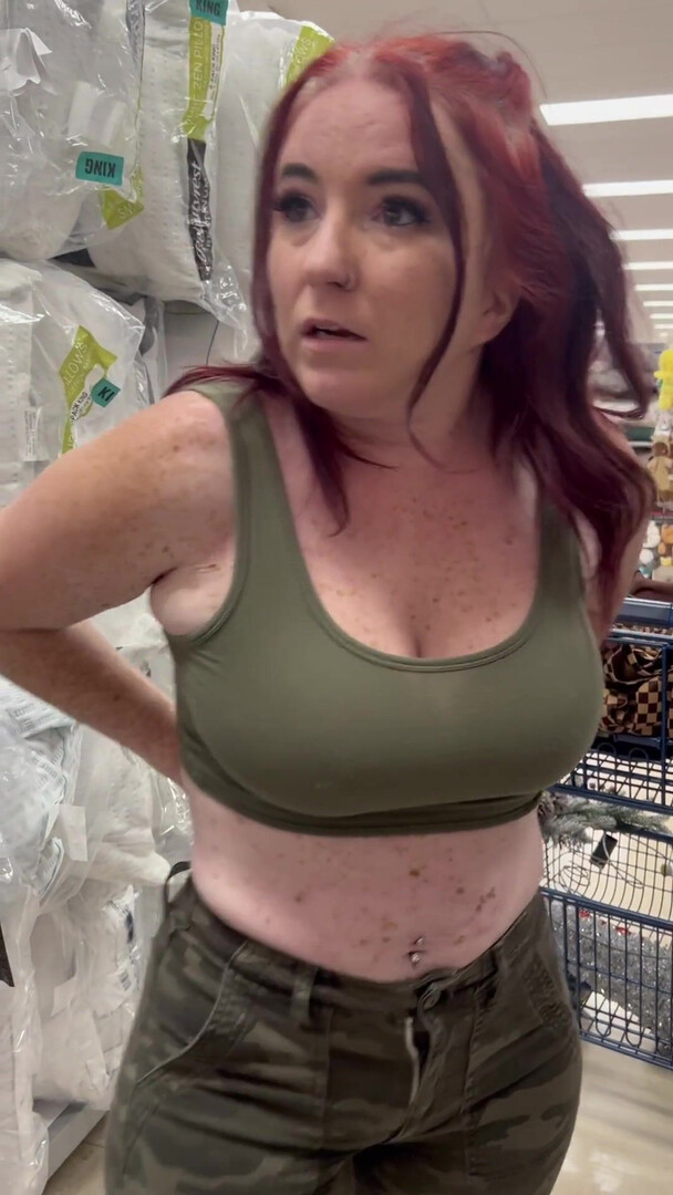 Bigbootyandbeast10 - Wedgie Wedgie Wedgie - ManyVids - redhead - blowjob - big tits - big dick - pov - interracial
