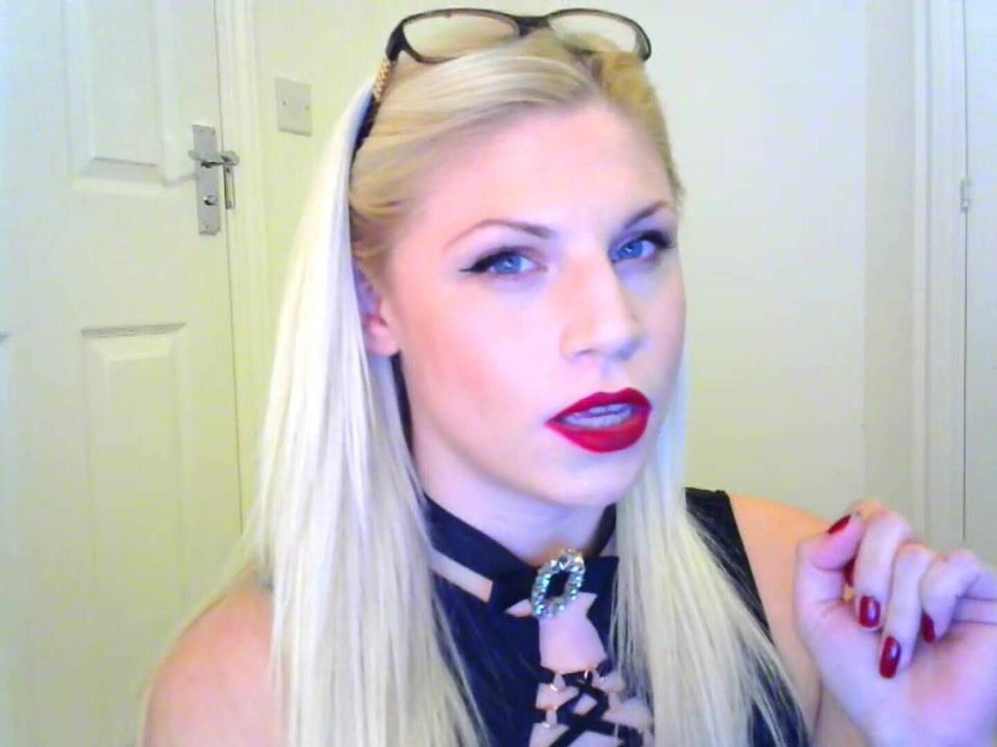 Goddess Blonde Kitty - Consensual Findom Blackmail - ManyVids - blonde - milf - femdom - solo - dirty talk - big tits - fetish - virtualsex - jerk off instruction