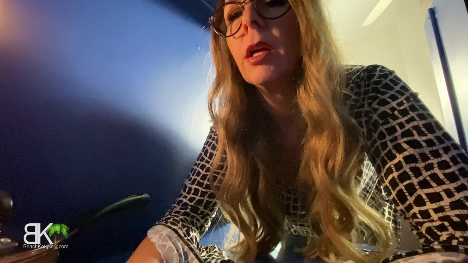 Kymber Leigh - I got My Big Ass Stuck Then Creampied - ManyVids - big ass - creampie - milf - blonde - blowjob - big dick - big tits - tattoo - taboo