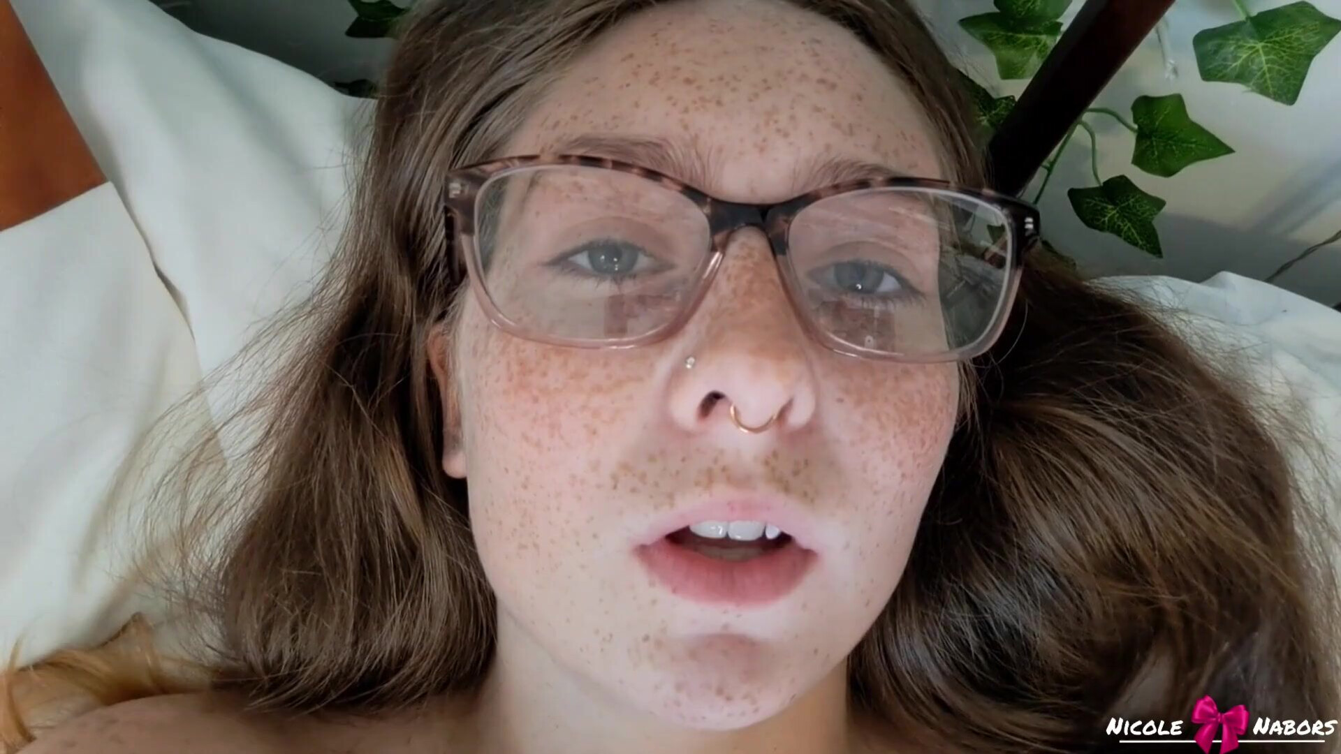 Babysitters desire - big ass - babe