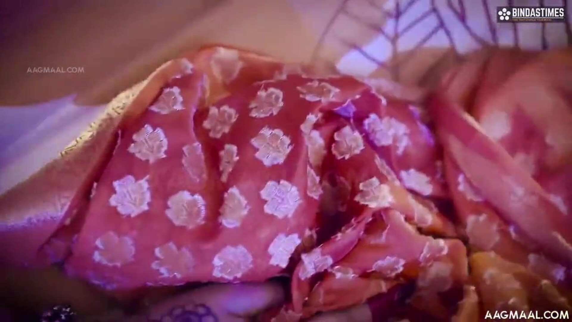 Big Boobs MILF Uncut (2023) BindasTime Hindi Hot Short Film - prajaktajahagirdar - neelam - sapnasappu - jinnijazz - tinanandy - tinadutta - sucharitabhattacharya - alkaraj - priyagamre - bhartijha