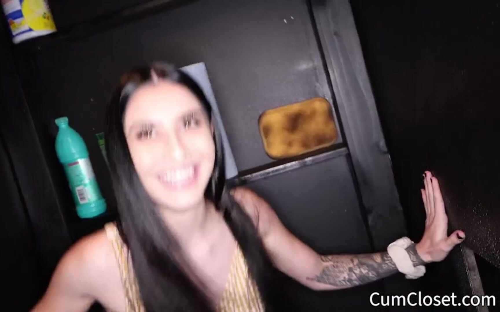 CumCloset Girl Fist 1st Visit - blowjob - gloryhole - blonde