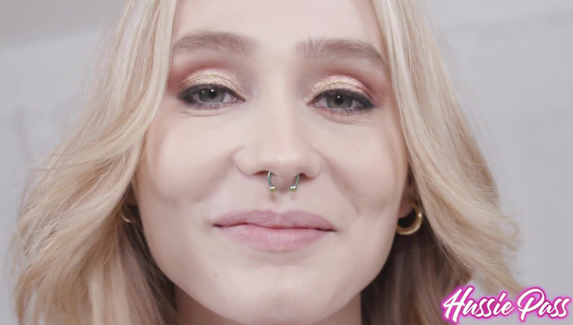 Hope you guys are ready for this sexy ass blonde - blonde