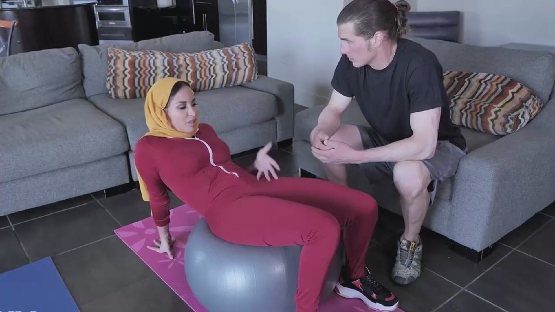 Muslim Style Yoga - love - creampie - cuckold - sexy - sidefuck - horny - cheating - tight pussy - crazy - steamy
