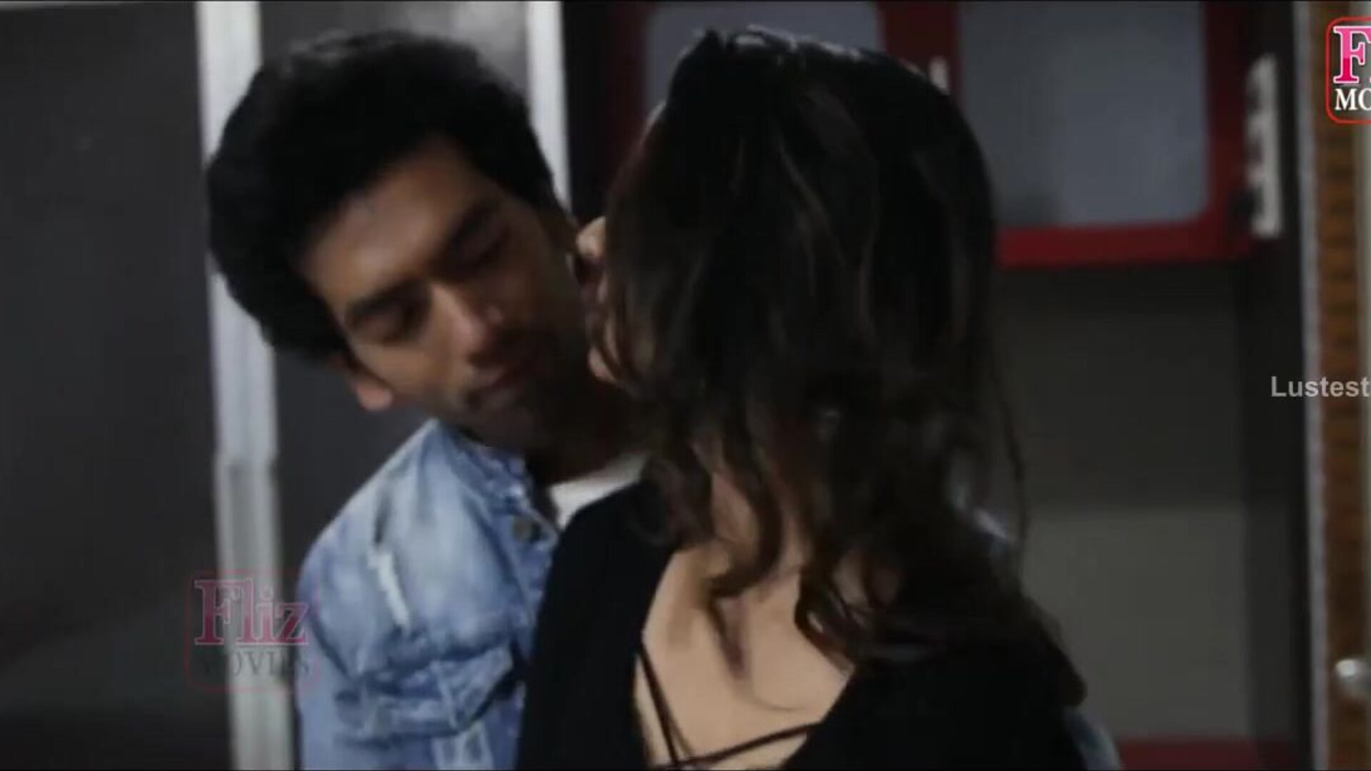 Muthiya Ep01 FlizMovies Nude Web Series Sex Video - girlfriend - hot kissing