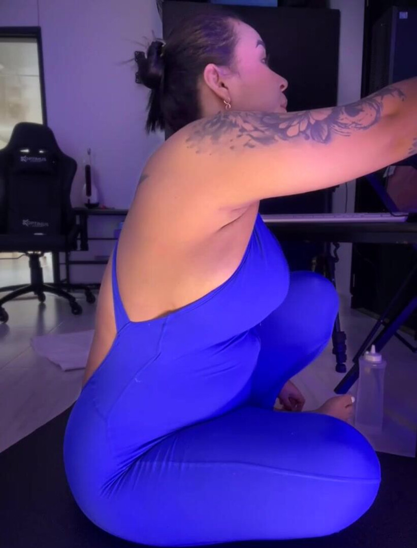 Natural Bigass Ninasc 2025 12 14 15 40 - webcam