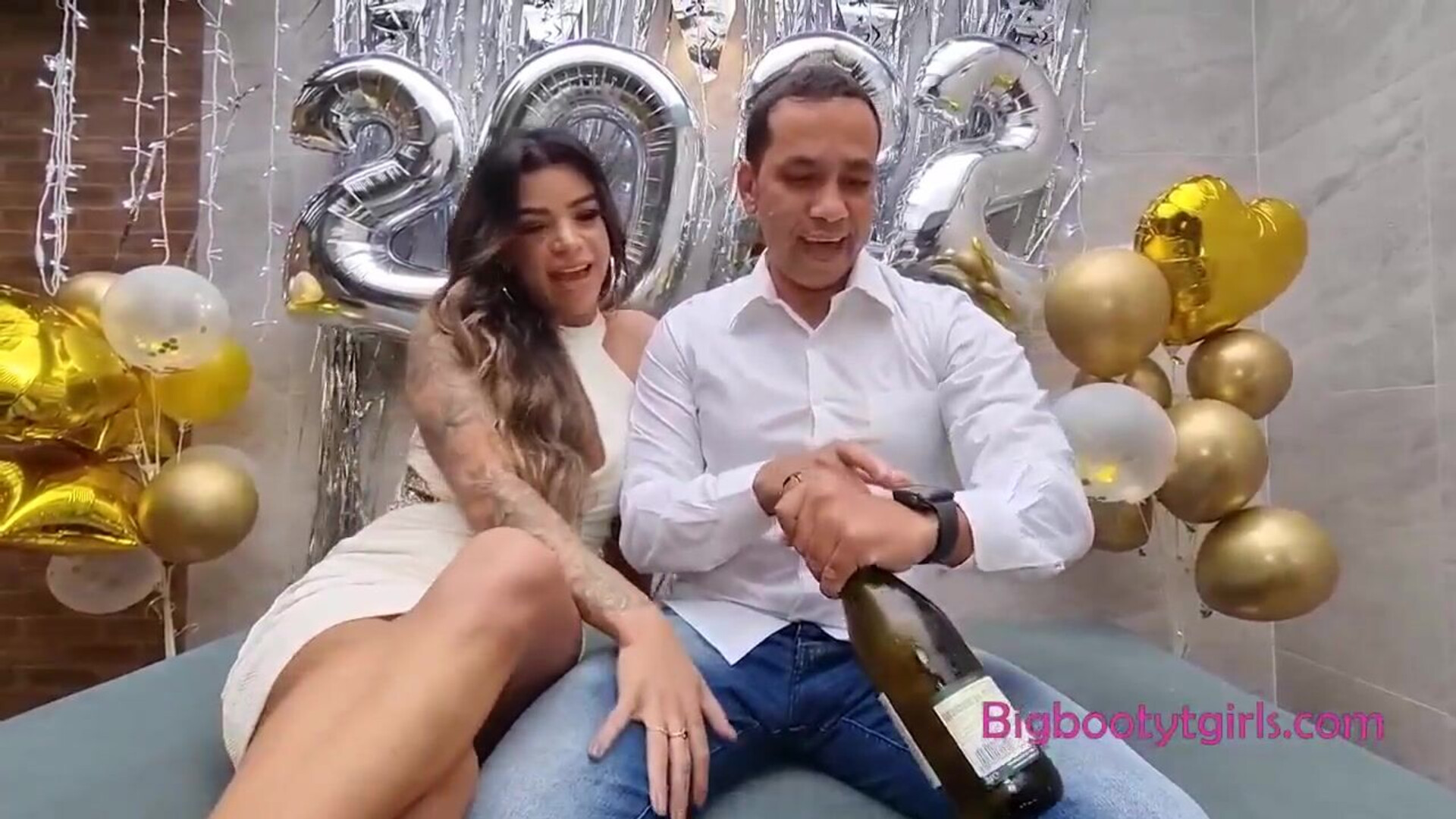 Thais Fontana New Year Lovin - thaisfontana - yagoribeiro - devilanal6 - anal - asstomouth - atm - a2m - gonzo - gape - rimming