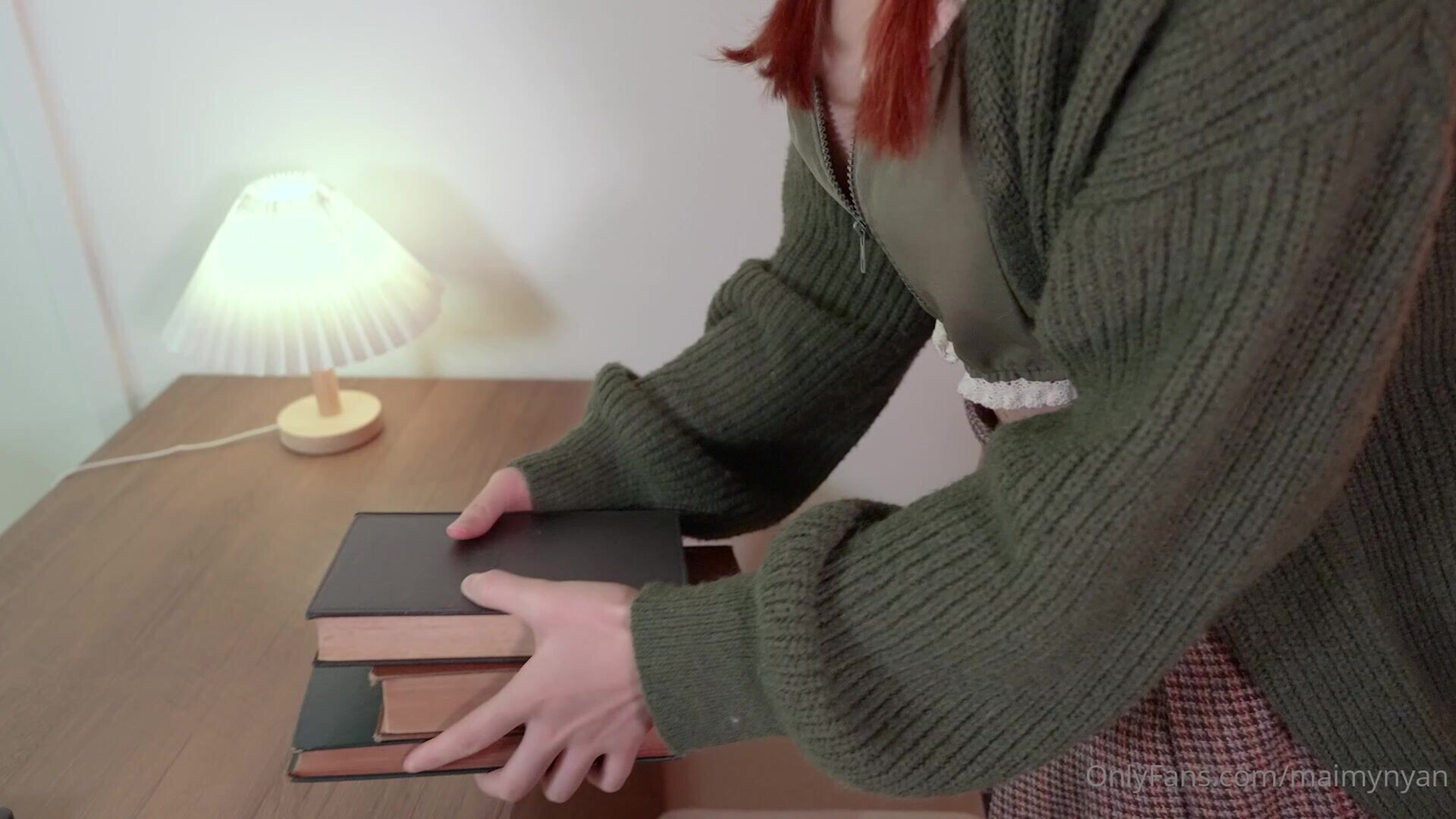 The Bookworm - asmr